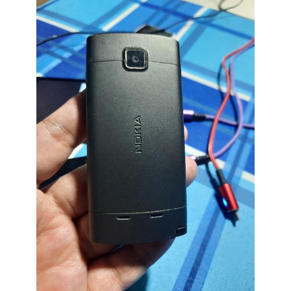 Điện thoại Nokia 5250 chữa cháy