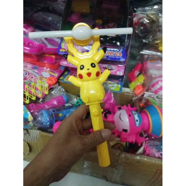 Chong chóng Pikachu có đèn và nhạc tặng kèm 3 pin AA !!