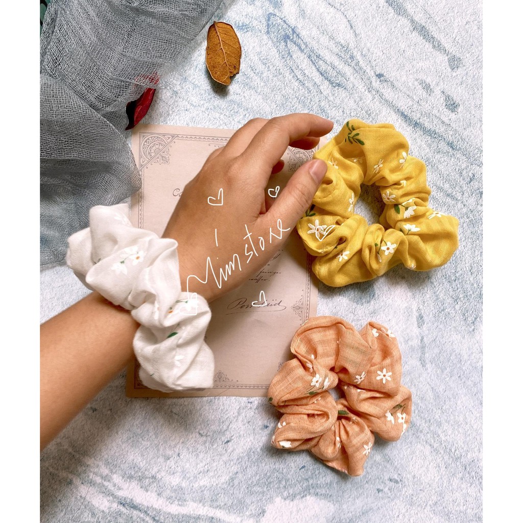 {Ảnh thật}SCRUNCHIES HOA TRẮNG VINTAGE M24 - CỘT TÓC VẢI THỜI TRANG NỮ