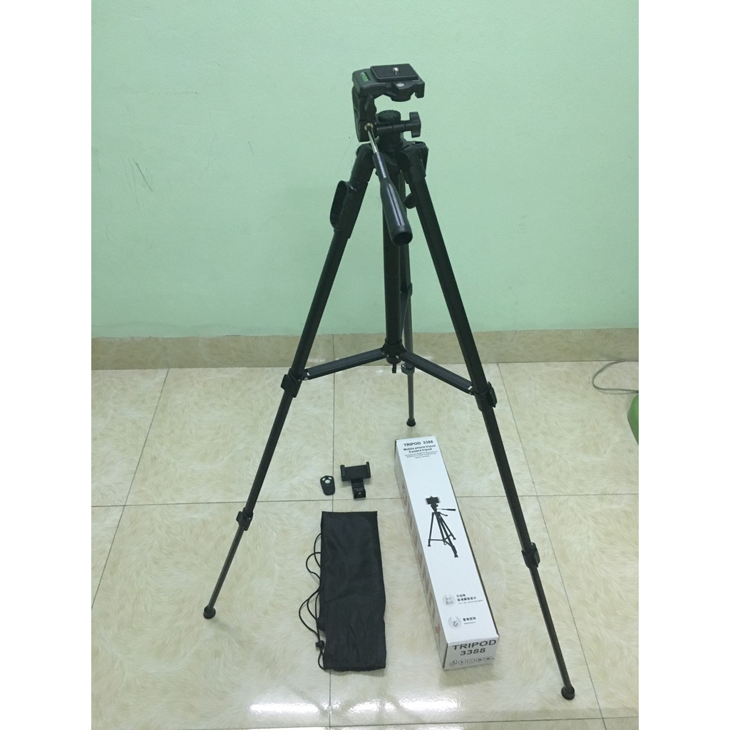 ( Miễn Phí Vận Chuyển ) Tripod 3388 Có Bluetooth Remote ( Mẫu Mới 2018 Cao 140 Cm)