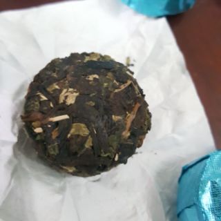 Trà Phố Nhĩ nếp viên
