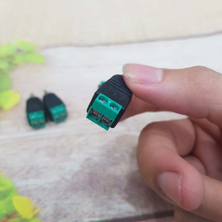 Jack bông sen AV/RCA đầu đực bắt vít màu đen loại tốt (giá 1 chiếc) | BigBuy360 - bigbuy360.vn