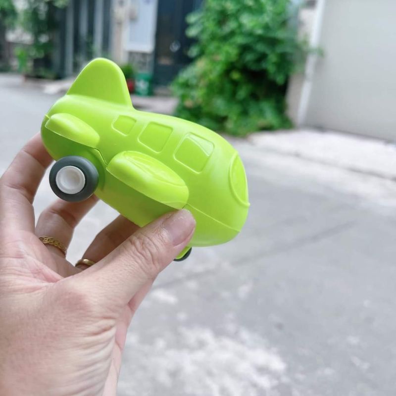 Đồ chơi xe chạy trớn - Quà tặng từ Monte