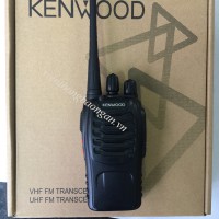 Bộ đàm cầm tay Kenwood TK 608 + Tai nghe hot