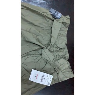 Quần baggy Zara