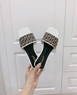 Dép FF xả kho 35k