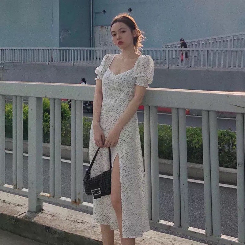 Đầm Bi Trắng Xẻ Tà Dáng Dài