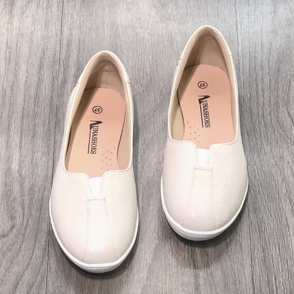 Giày bệt nữ mũi tròn Lunashoes 1105 giày lười nữ da bò thật bảo hành 2 năm 1 đổi 1 dễ đi êm chân dễ phối đồ
