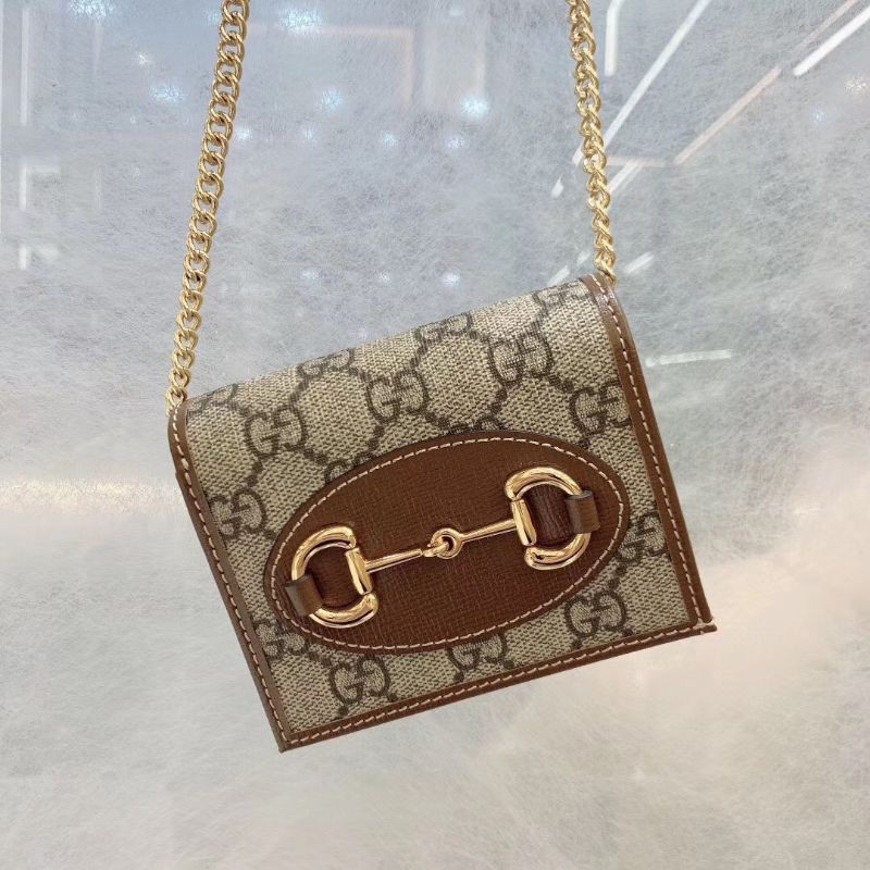 Túi đeo chéo nữ G.C sz11x8.5 có dây xích xinh dã man fullbox
