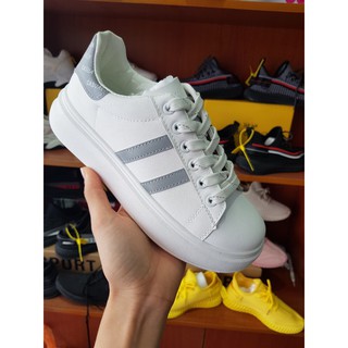 GIÀY NỮ Sneaker