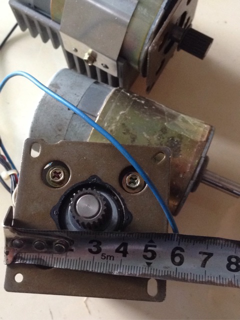 Motor chổi than DC12-24V NISCA NF5475