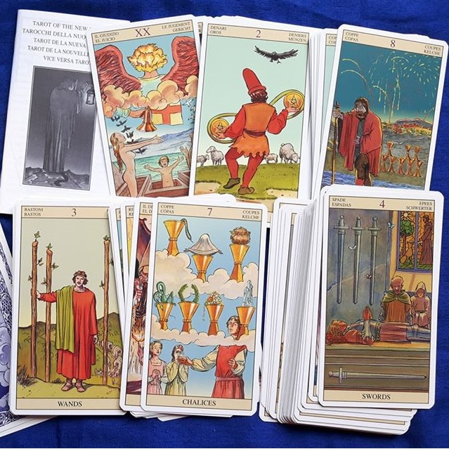 Bộ bài Tarot of the New Vision phiên bản Kit