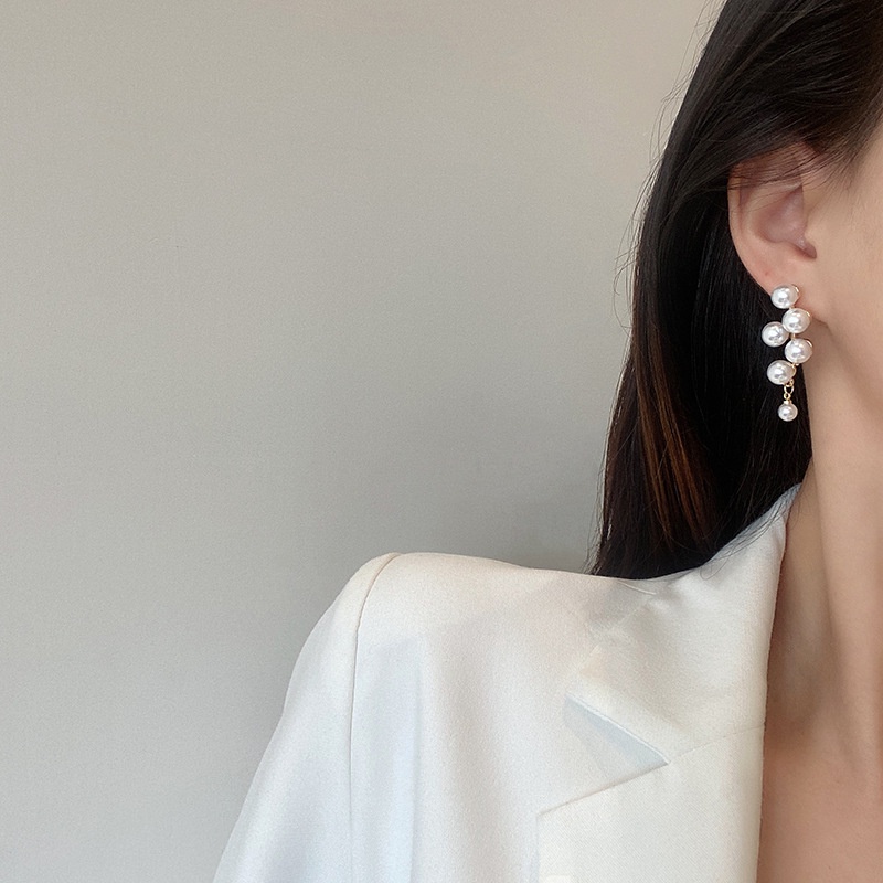 Bông Tai Hình Lá Đính Ngọc Trai Giả Thời Trang Hàn Quốc Dành Cho Nữ