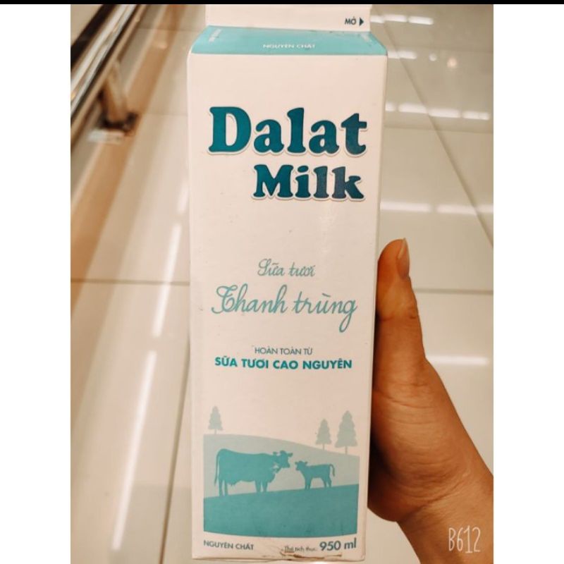 Sữa tươi thanh trùng Đà Lạt milk không đường 950ml