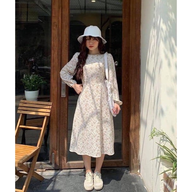 Đầm maxi hoa tay dài cổ tròn xinh hơn hoa | BigBuy360 - bigbuy360.vn