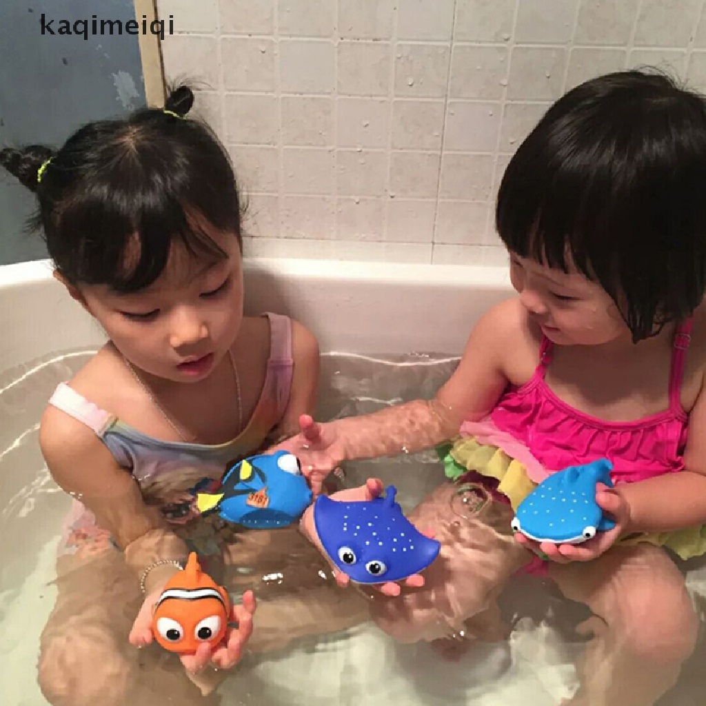 Nemo Dory Float Spray Water Squeeze Toys Baby Bath Toys Bathroom Play Toy GJL