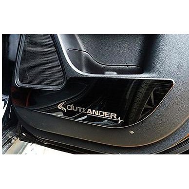 Bộ ốp Titan chống trầy xước Tapli Mitsubishi Outlander 2018-2020 tặng kèm băng dính 3M