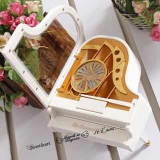 Hộp nhạc piano lên dây cót