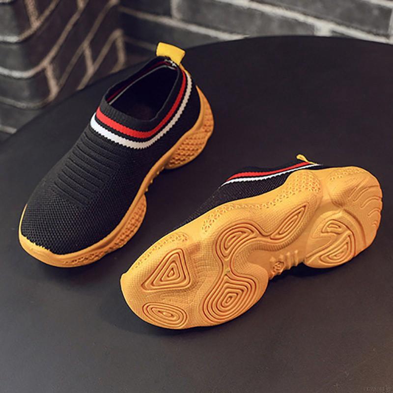 Giày thể thao phối màu phong cách Hàn Quốc năng động dành cho các bé