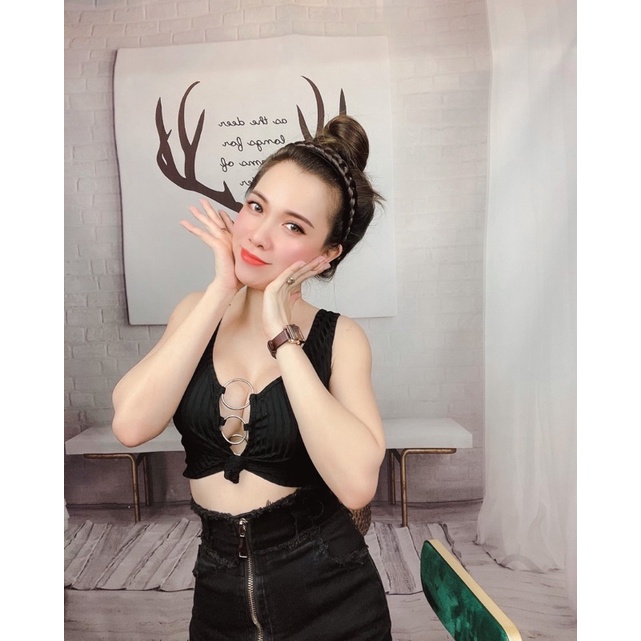 Áo croptop khoen bao ngầu😱😱