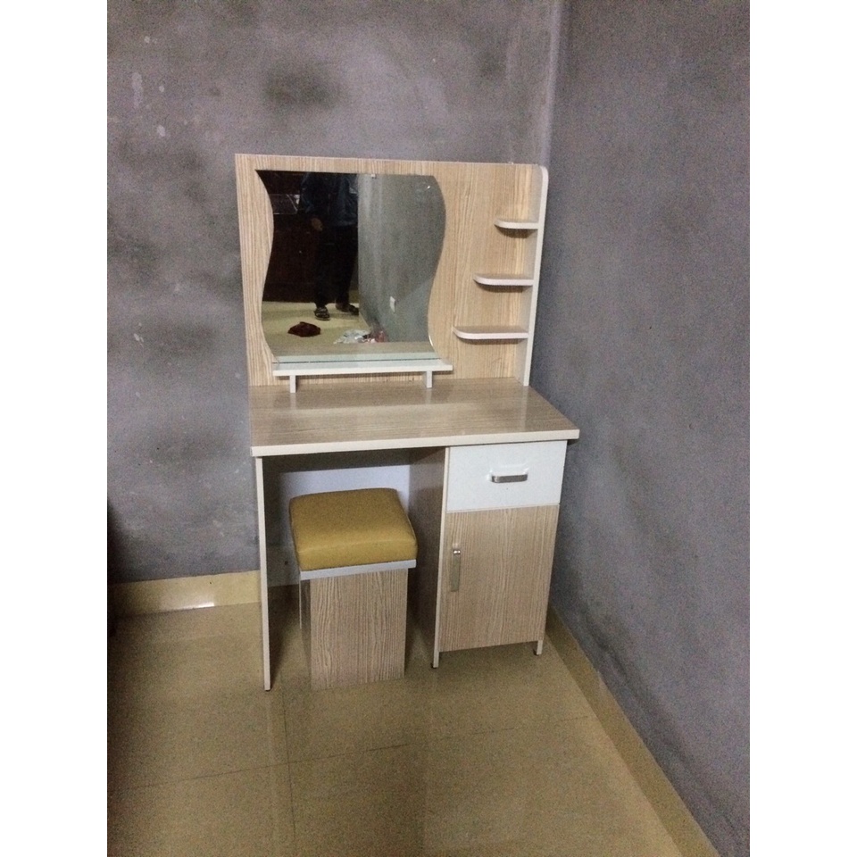 Bàn phần trang điểm nhựa Đài Loan cao cấp 1m4 x 0.8m – Nội thất Thành Công