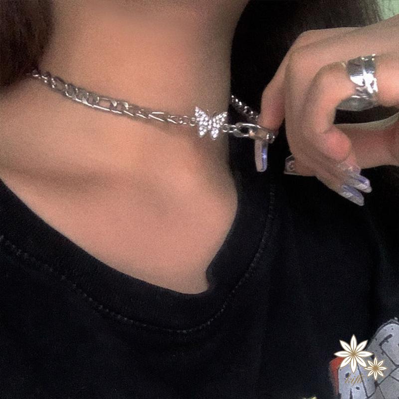 Vòng cổ bướm bằng thép titan không phai màu