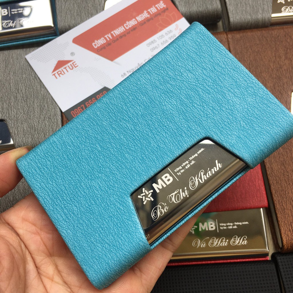 KHẮC TÊN LẤY NGAY MẪU HC28 HỘP ĐỰNG CARD CAO CẤP Ở hÀ NỘI