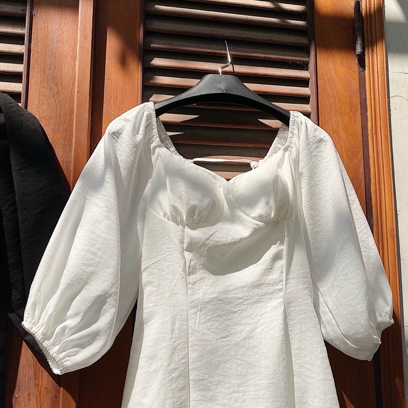 Đầm Xinh LYLY MINI DRESS Thiết kế hở lưng đan dây thanh lịch chất linen thun dày dặn có sẵn mút ngực | BigBuy360 - bigbuy360.vn