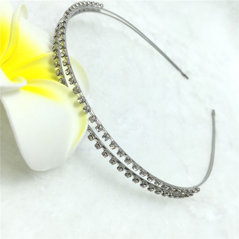 Cài tóc nữ đính đá lấp lánh phong cách thời trang