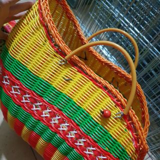 Giỏ xách gà + tặng kèm 1 áo mặc cho gà(2-3kg)