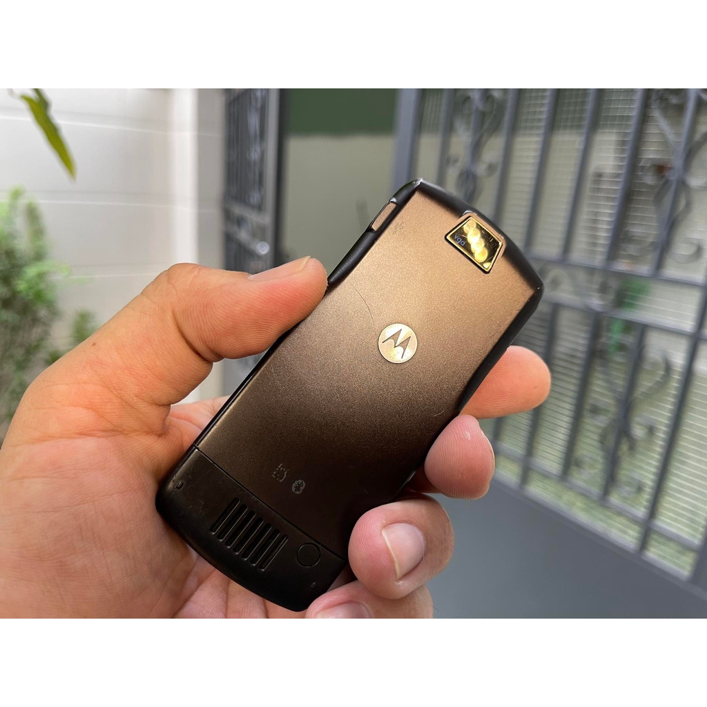 Điện thoại Motorola L7 màu nâu