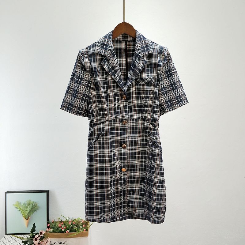 Váy kẻ Peace Bird