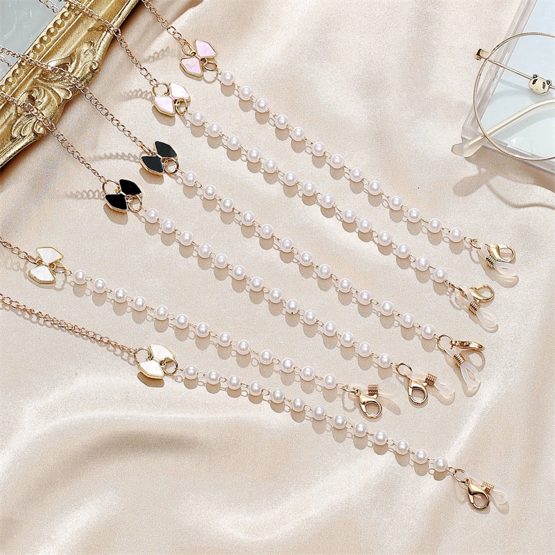 Dây Đeo Mắt Kính Chống Mất Hình Bướm Đính Ngọc Trai