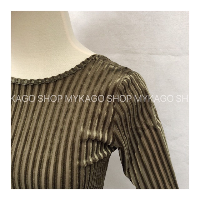 Bodysuit Khoét Lưng Nhung Gân F21 | BigBuy360 - bigbuy360.vn