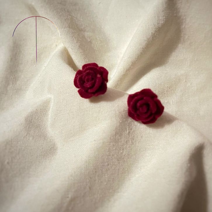 Đôi khuyên tai hình hoa hồng xinh xắn cho nữ