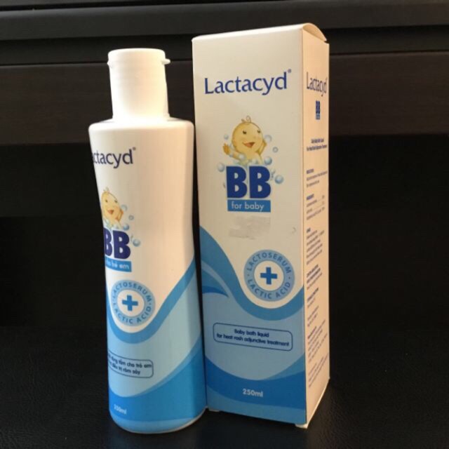 Sữa tắm Lactacyd BB 250ml chống rôm sảy