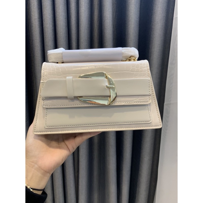 Túi chữ P dải đeo chéo