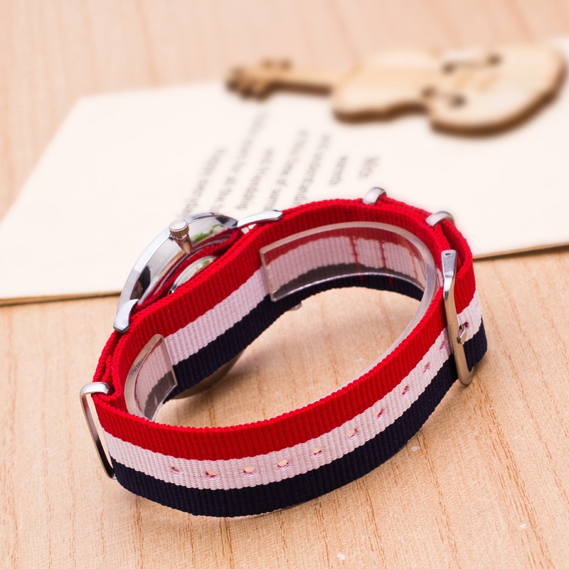 Đồng Hồ Nam Nữ Geneva 3 Sọc Đỏ Trắng Xanh | BigBuy360 - bigbuy360.vn