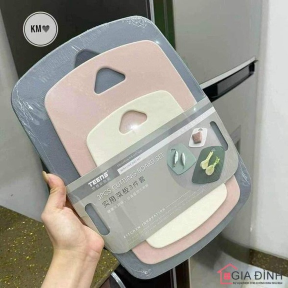 (giá sỉ)Combo 3 Thớt Nhựa Kháng Khuẩn Nhiều Màu, Khử Mùi, Chống Nấm Mốc, Chống Trượt
