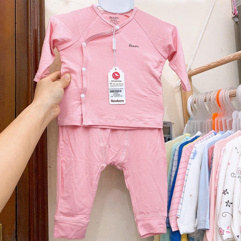 [Chính hãng] Bộ dài tay sơ sinh màu trơn cài lệch vải sợi tre Avaler bé trai/ bé gái