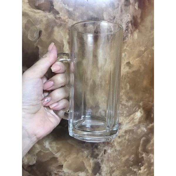 LY/CỐC/CA THUỶ TINH PHỔ BIẾN HOẠ TIẾT ĐƠN GIẢN CÓ QUAI CẦM DÙNG ĐỂ UỐNG TRÀ ĐÁ, TRÀ CHANH, SINH TỐ...