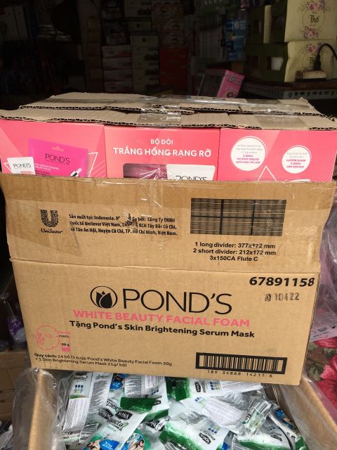 Mặt nạ giấy Pond's Tinh Chất Dưỡng Sáng Da.