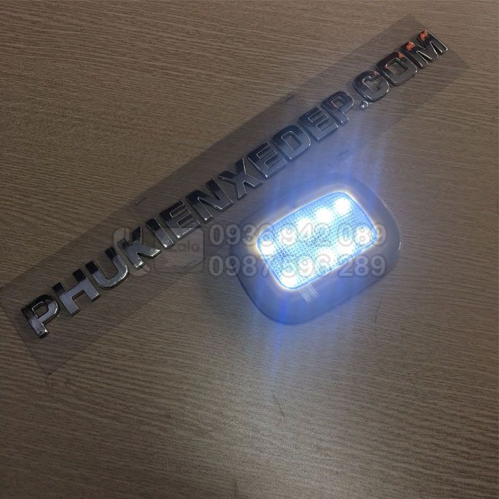 Đèn Led trần xe ô tô FREESHIPxe hơi sử dụng Pin Sạc, đèn đọc sách, đèn cốp xe hơi