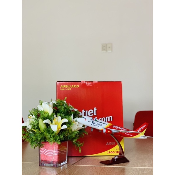 Mô hình máy bay Vietjet Air size lớn (Airbus A321)