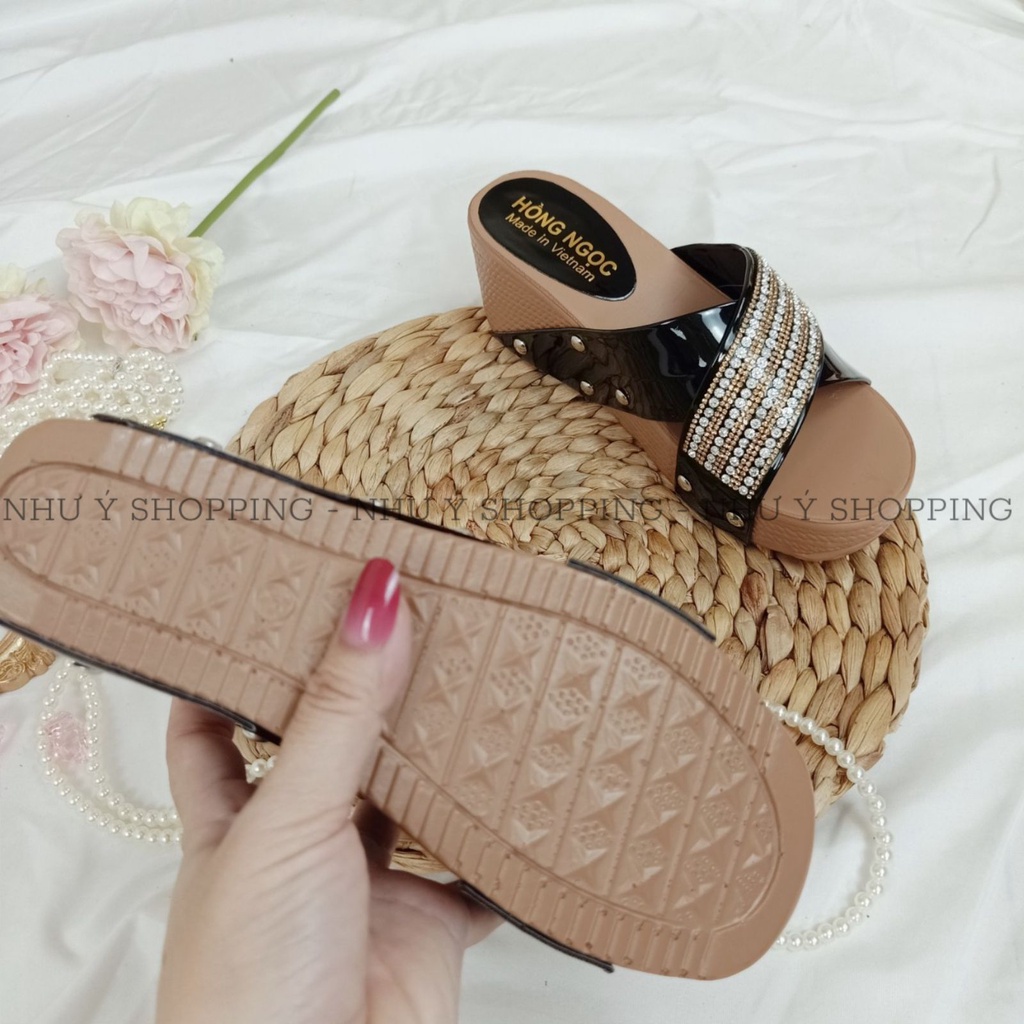 Dép nữ đế xuồng quai chéo đính đá đế PU nhẹ êm tôn dáng-TBXDa