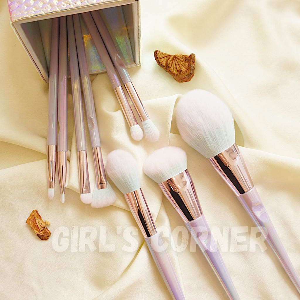 Bộ cọ 9 cây Feather B Pastel kèm ống đựng