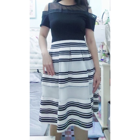 Thanh lý đầm đen dễ thương size dưới 50kg,