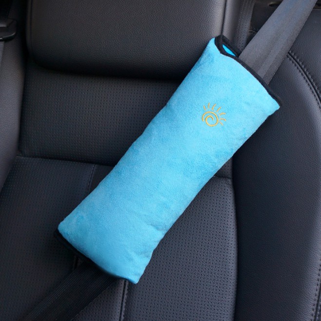 Gối tựa đầu bằng da lộn và vải nhung lông ngắn gắn dây đai an toàn trên ghế xe hơi cho trẻ em