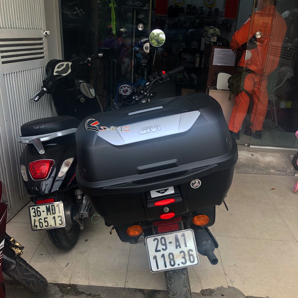 Thùng Givi E43NTL - Thùng sau xe máy Givi dung tích 43 lít