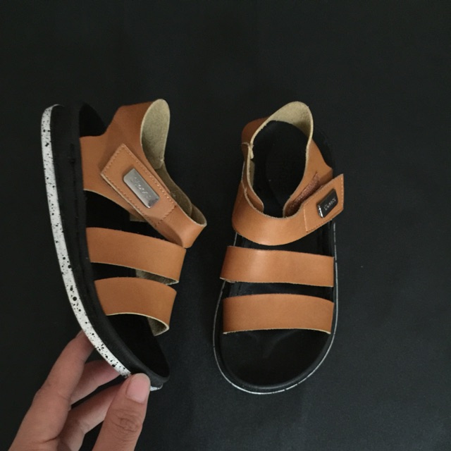 Sandal da bò bé trai 26-30